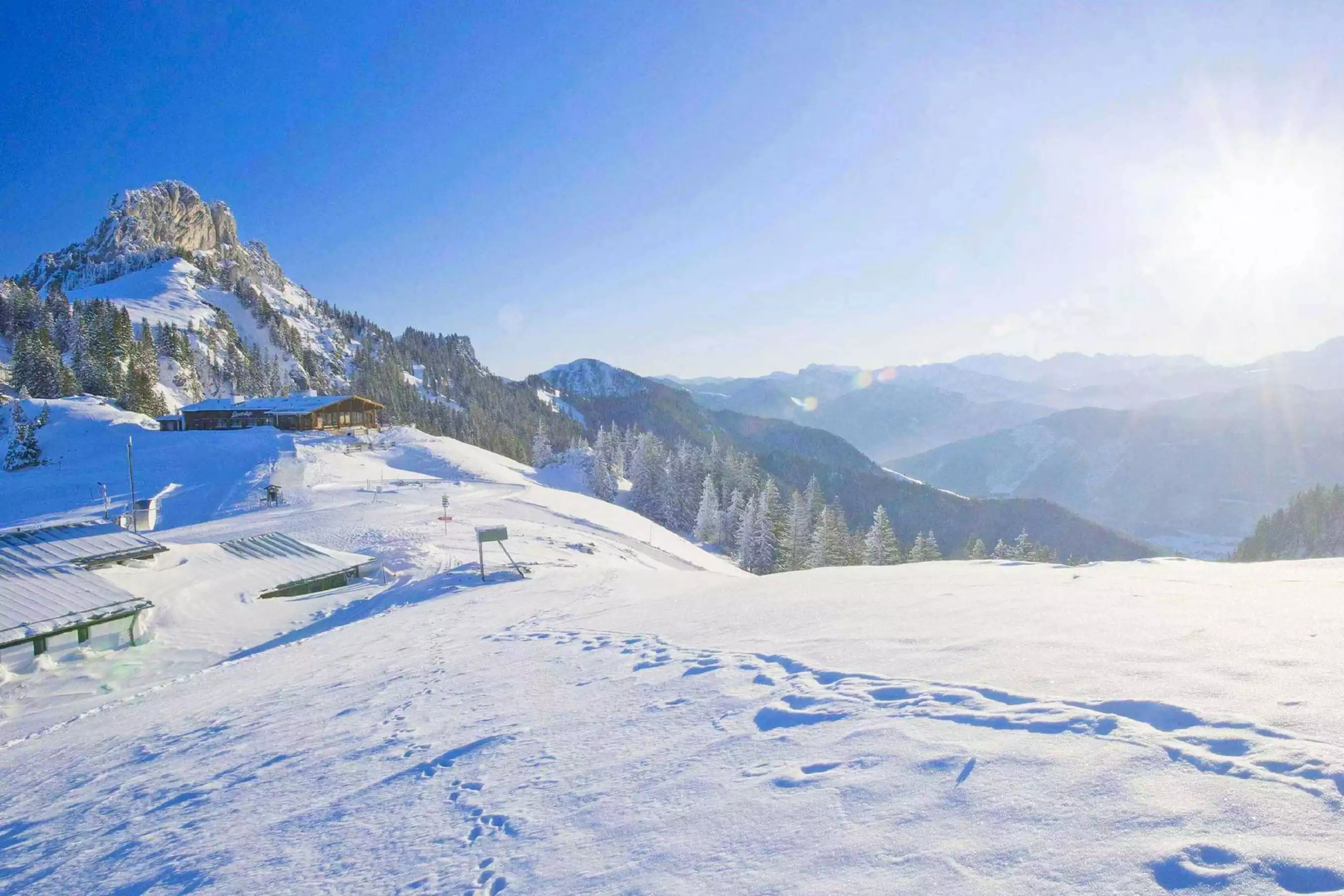 Skigebiete für Wintersport Skifahren und Snowboarden