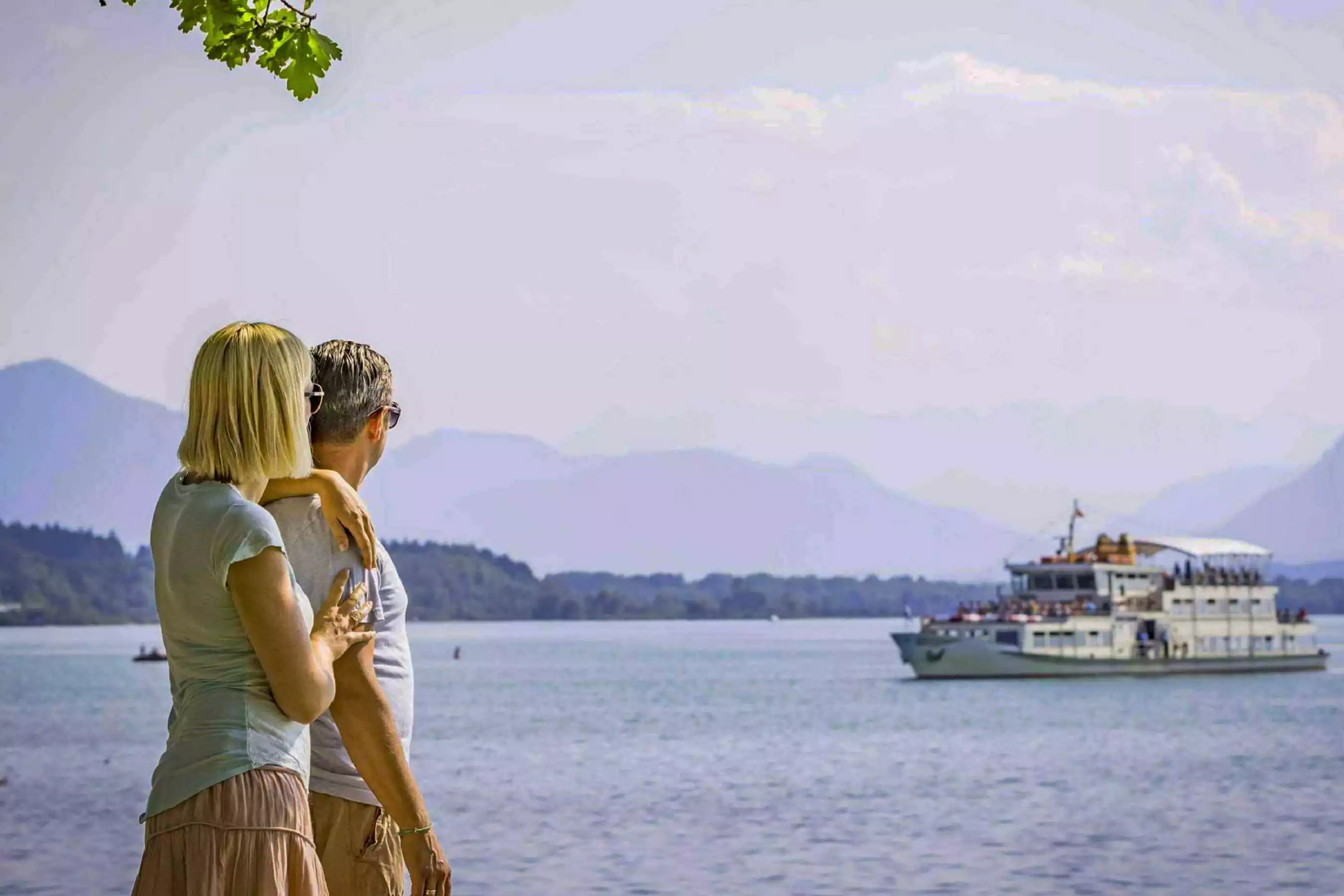 Bayerisches Meer mit dem Schiff erkunden Große Rundfahrt