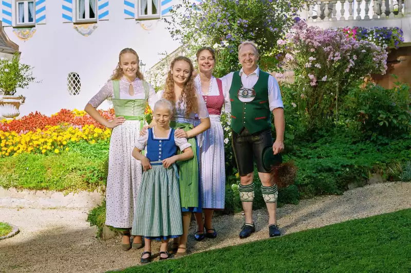 Gastgeber Familie Stolz Allgemeine Geschäftsbedingungen im Bonnschlössl zwischen Alpen und Chiemsee